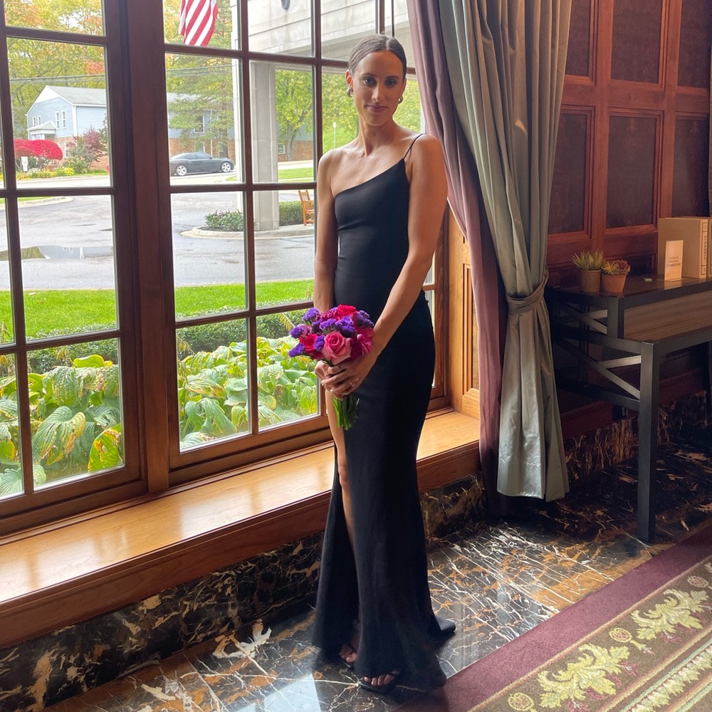 Revolve Nookie Jasmine One Shoulder Gown